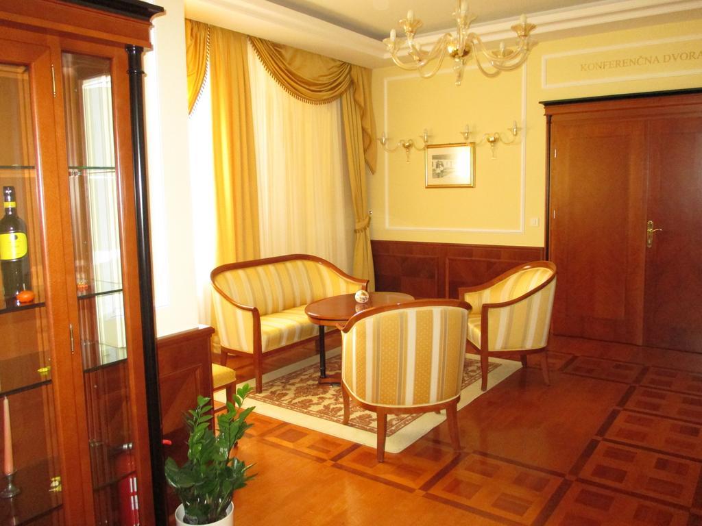 Dvorec Jeruzalem Ivanjkovci ภายนอก รูปภาพ