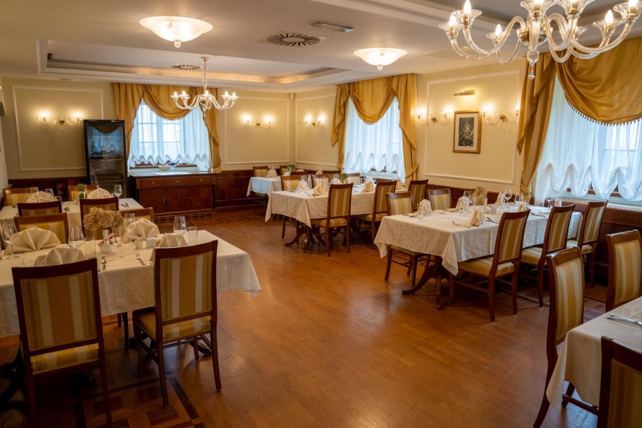 Dvorec Jeruzalem Ivanjkovci ภายนอก รูปภาพ