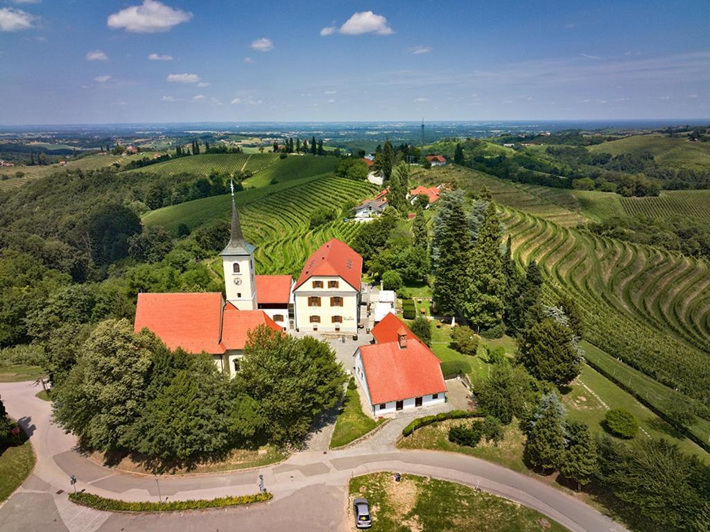 Dvorec Jeruzalem Ivanjkovci ภายนอก รูปภาพ